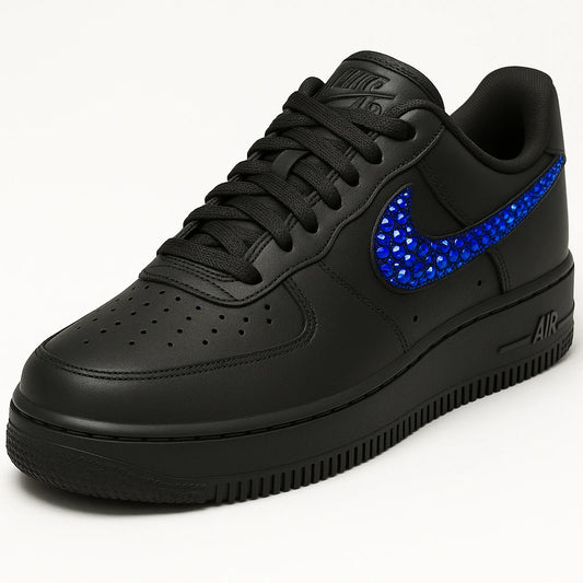 Schwarze Nike Air Force 1 mit Blauen Strasssteinen