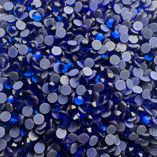 Sapphire (klassisches Blau) | DMC Hotfix Strasssteine 3mm (SS10) aus Glas – Premium Qualität – Menge wählbar