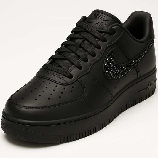 Schwarze Nike Air Force 1 mit Schwarzen Strasssteinen