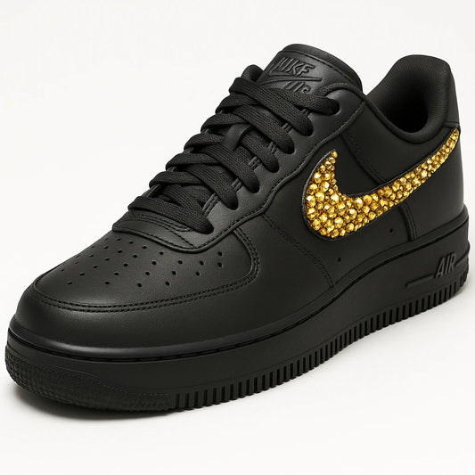 Schwarze Nike Air Force 1 mit Goldenen Strasssteinen