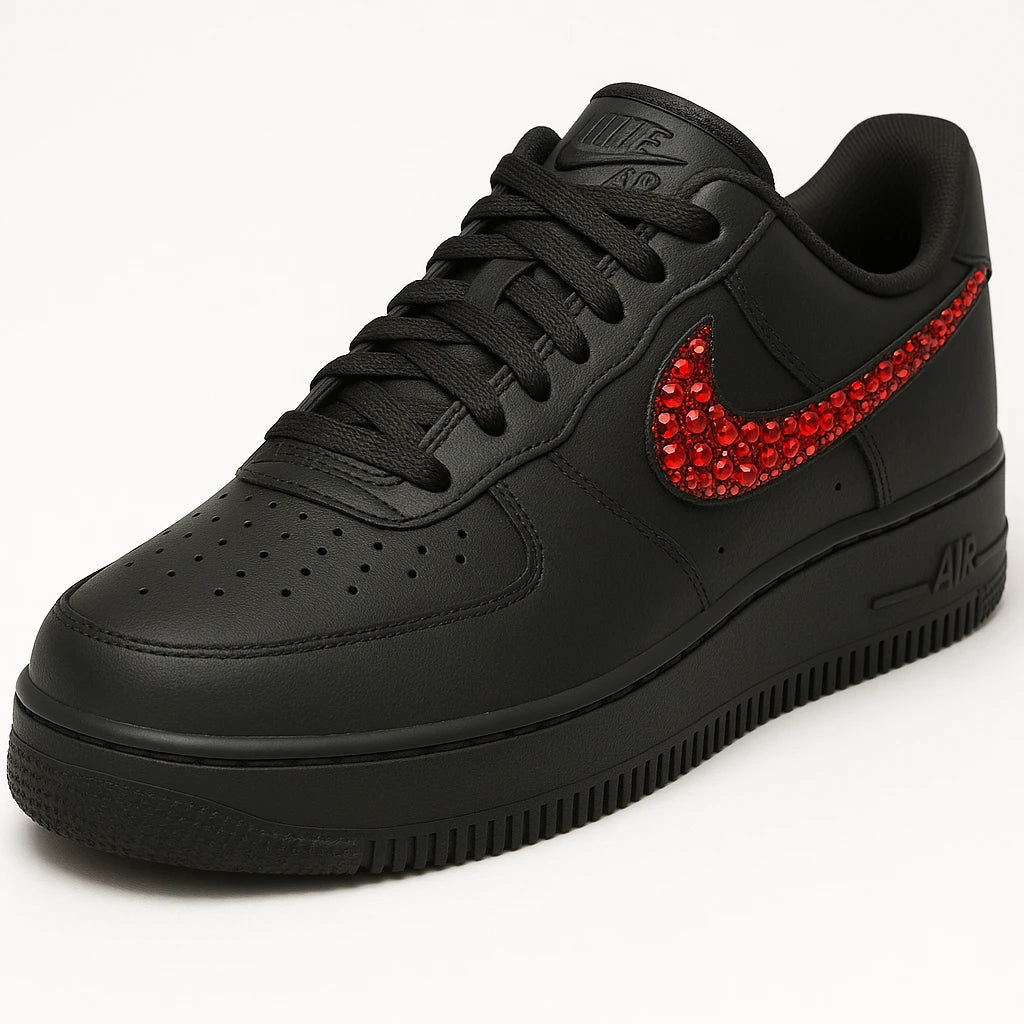 Schwarze Nike Air Force 1 mit Roten Strasssteinen